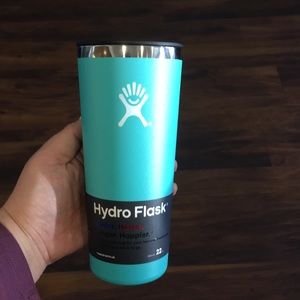 Hydroflask 22oz turquoise tumbler